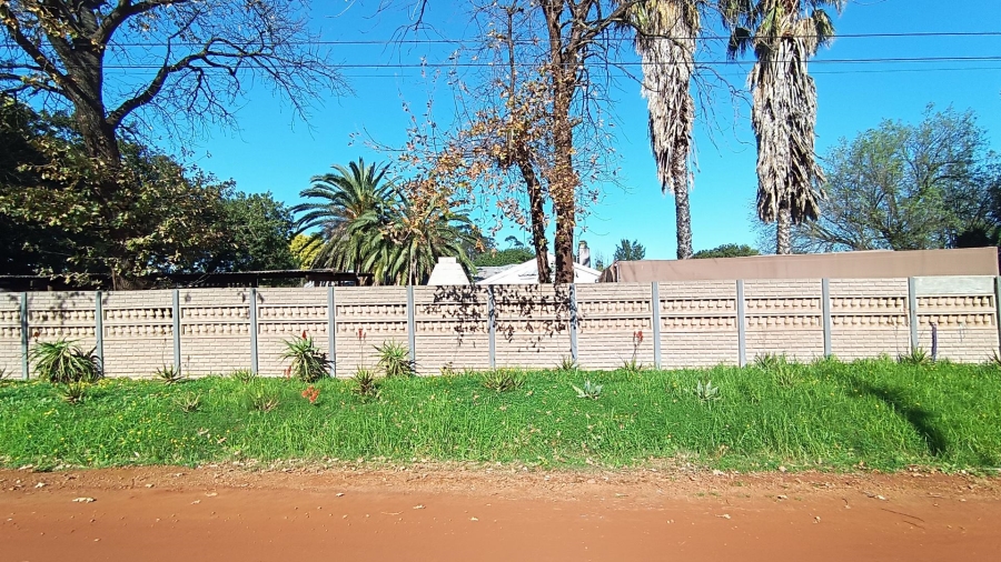 7 Bedroom Property for Sale in Joostenbergvlakte Western Cape